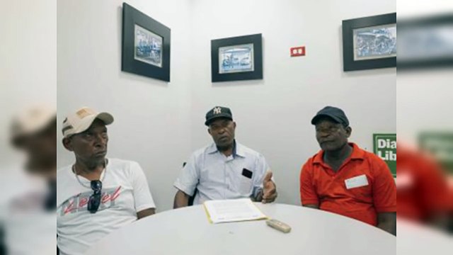 Buhoneros exigen indemnización por desalojo de la avenida Mella