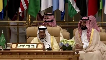 Trump insta a países musulmanes a luchar contra el "extremismo"