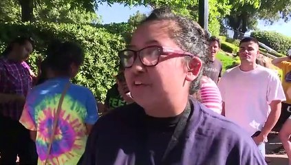 Clinton ganó en California y se enfoca en carrera presidencial