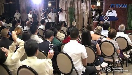 Duterte ordena a fuerzas de EEUU salir del sur de Filipinas