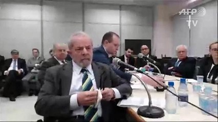 Lula, interrogado durante cinco horas en Brasil