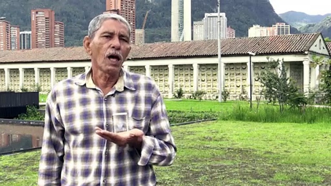 Familiares rinden homenaje a desaparecidos por el conflicto en Colombia