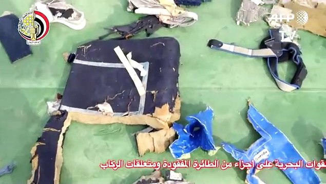 Hallan una de las cajas negras del avión de EgyptAir