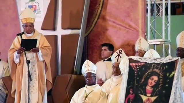 Entronización monseñor Francisco Ozoria