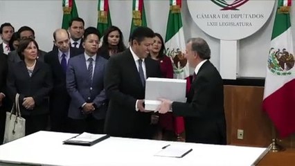 Fuerte recorte en plan de presupuesto de México para 2017