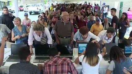 Comienzan a validar firmas para revocatorio en Venezuela