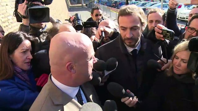 Vaticano abre juicio por filtración de documentos