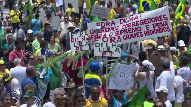 Magra asistencia en protestas exigiendo salida de Rousseff