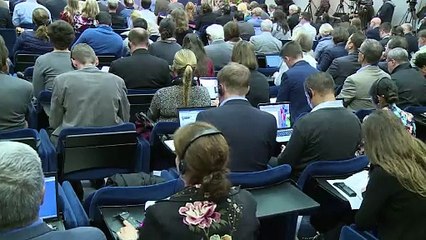 Vaticano niega tumor benigno en el cerebro del papa