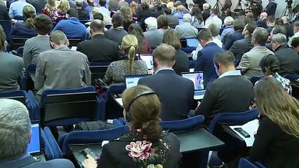 Vaticano niega tumor benigno en el cerebro del papa