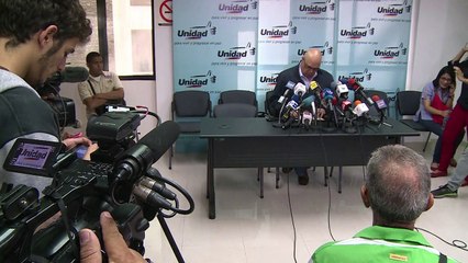 Venezuela: Oposición reitera no firmará acuerdo electoral