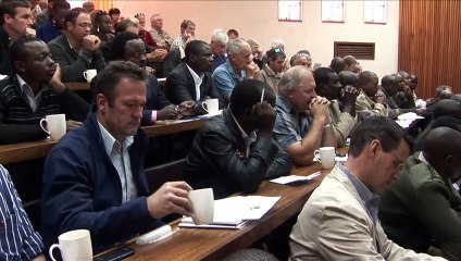 Zimbabue discute normativa de caza tras muerte de Cecil