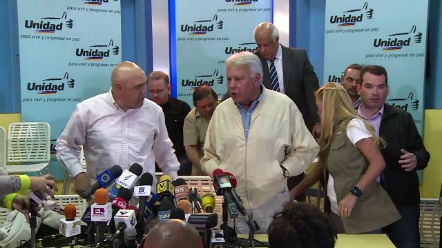 Felipe González “excluido” de la defensa de López