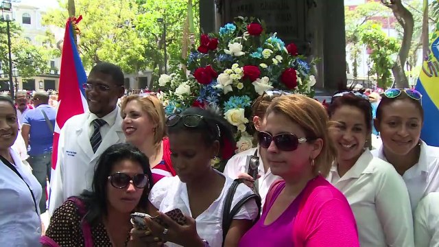 “Los cinco héroes” cubanos reciben llaves de Caracas