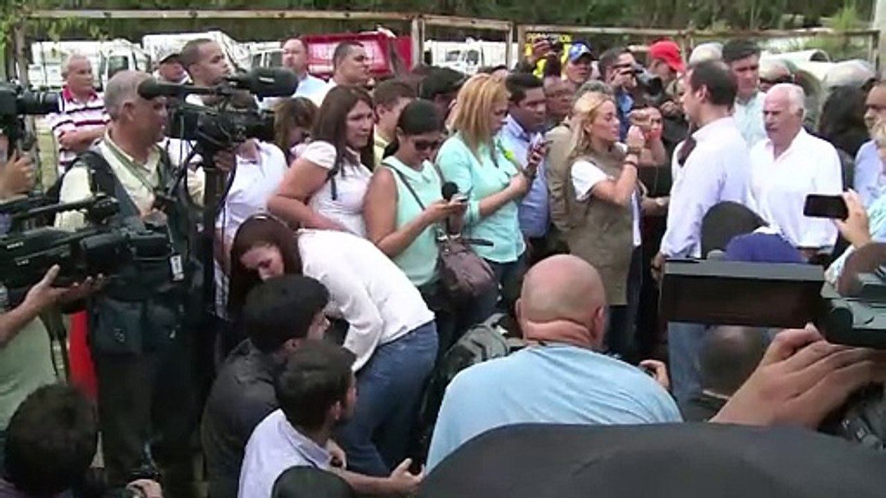Venezuela: Impiden a expresidentes visitar a opositores presos