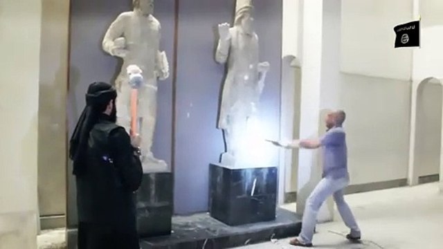 Yihadistas destruyen estatuas milenarias en Irak