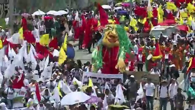 Santos extiende el cese de bombardeos a las FARC