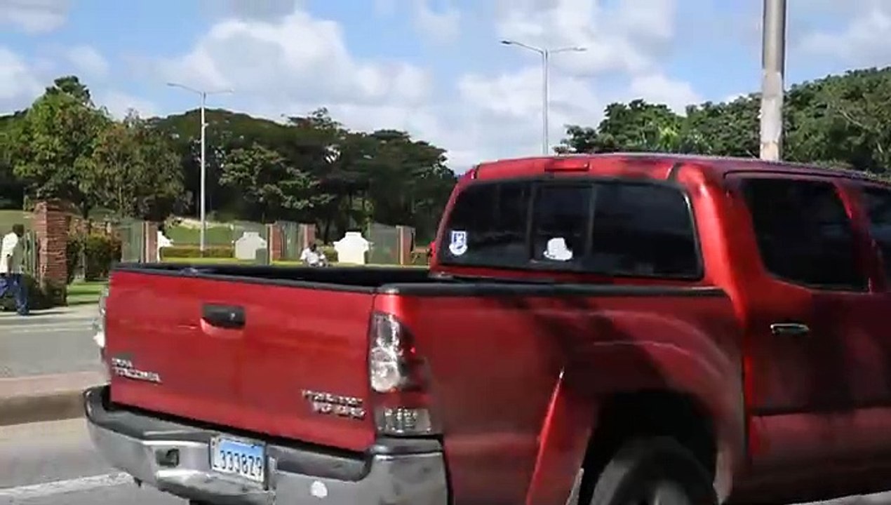 Camión atropella motocicleta en la circunvalación Jacobo Majluta