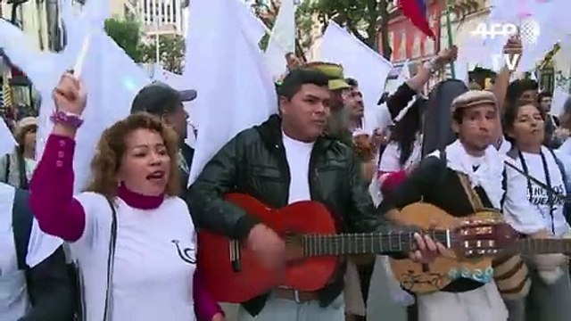 Cientos de colombianos marcharon a favor de nuevo acuerdo de paz