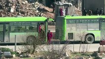 Acuerdo para evacuar rebeldes y familiars de Alepo