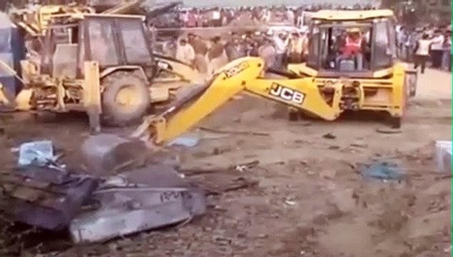Más de 100 muertos en accidente de tren de pasajeros en India