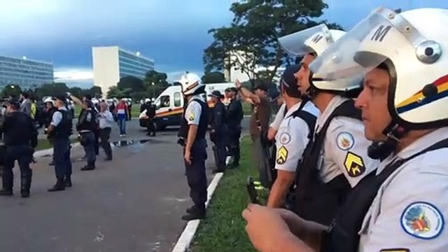 Violentas protestas en Brasil por proyectos en Congreso