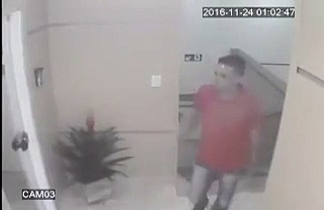 Delincuencia en Brasil, disparan a uno de dos delincuentes