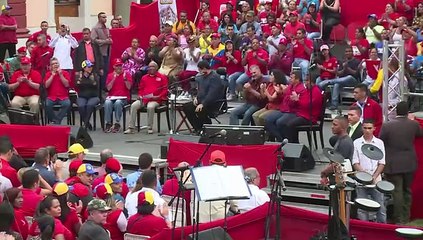 Gobierno venezolano afirma que no habrá revocatorio