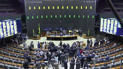 Senado de Brasil inicia debates sobre impeachment
