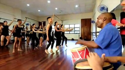 ESCUELA DE DANZA DE BELLAS ARTES