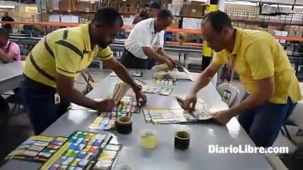 Entrega de las boletas educativas a los partidos politicos