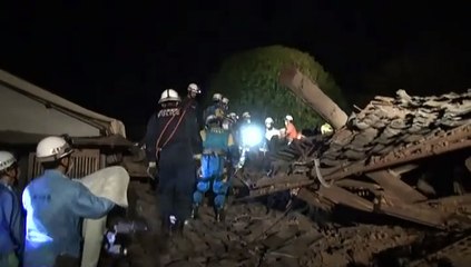 rescatan bebé de 8 meses de los escombros