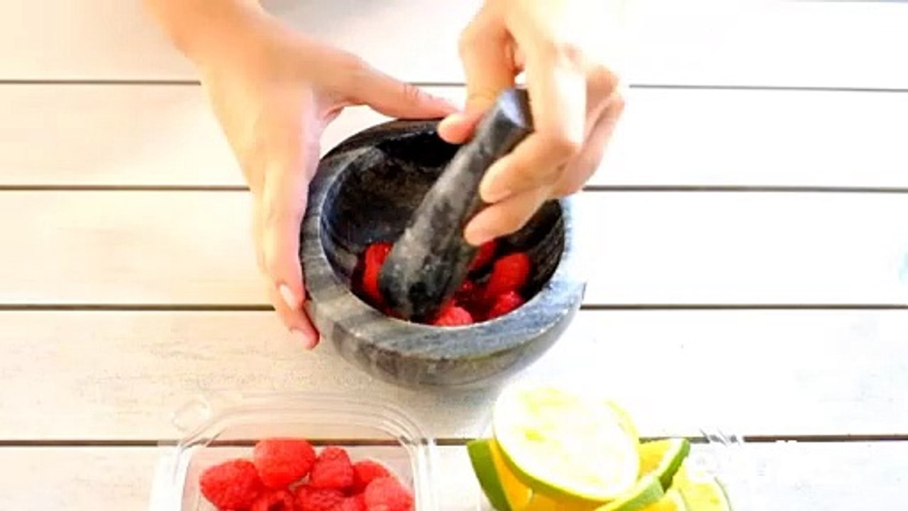 Agua de naranja y frambuesa