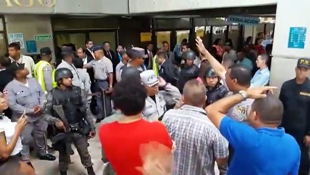 DAMIAN ARIAS MATOS CORONEL VOCERO PN EN SANTIAGO