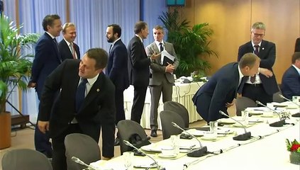 Líderes de la UE aprueban inicio de nueva fase de negociaciones del Brexit