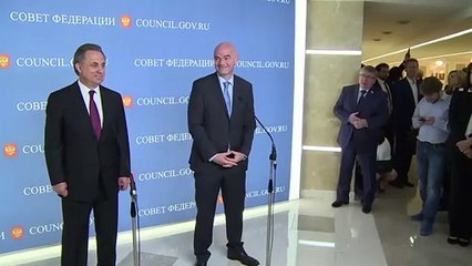 Infantino espera que Rusia organice un Mundial "seguro"