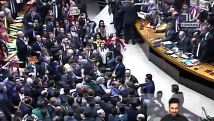 En Brasil la Cámara Baja sesiona para votar impeachment a Rousseff