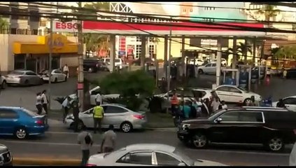 Accidente en avenida Abraham Lincoln deja dos heridos