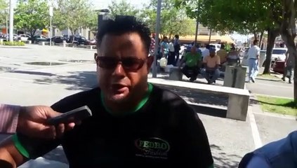 Pedro Torres, Dueño De Una Boutique Y Una Agencia De Viajes