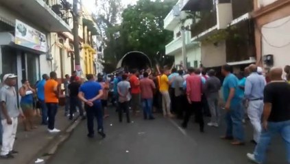 Protesta de productores de café en el congreso