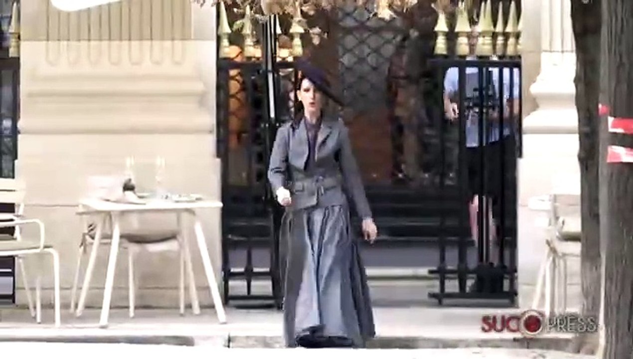 Celine Dion posa en París