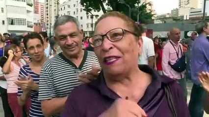 Opositores votan masivamente en plebiscito contra Constituyente