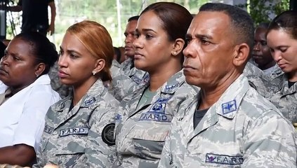 Danilo Medina anuncia Aumento salarial para militares
