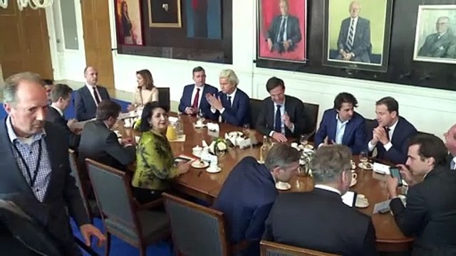 Europa calmada por triunfo de liberales en elecciones de Holanda