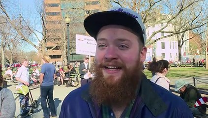 “¡No es mi presidente!”, gritan miles contra Trump en EEUU