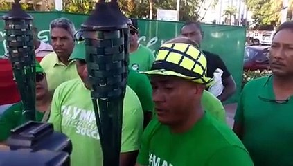 La "llama verde" traída de Higüey recorre calles de La Romana