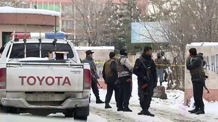 Al menos 20 muertos por ataque suicida con bomba en Afganistán