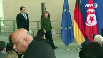 Merkel presiona a Túnez sobre repatriación de migrantes