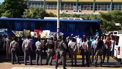 Protesta frente a la Procuraduría General de la República y la Suprema Corte de Justicia