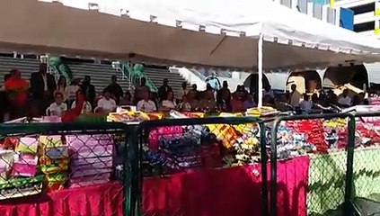 Jefe de la PN encabeza acto de entrega de juguetes a los hijos de los miembros de la institución